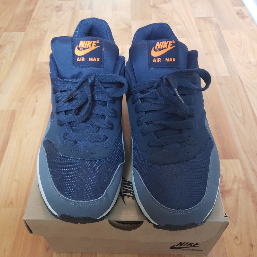 Air Max 1